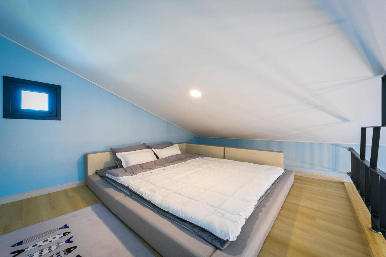 Gangneung Haesolnaeeum Pension Exterior foto
