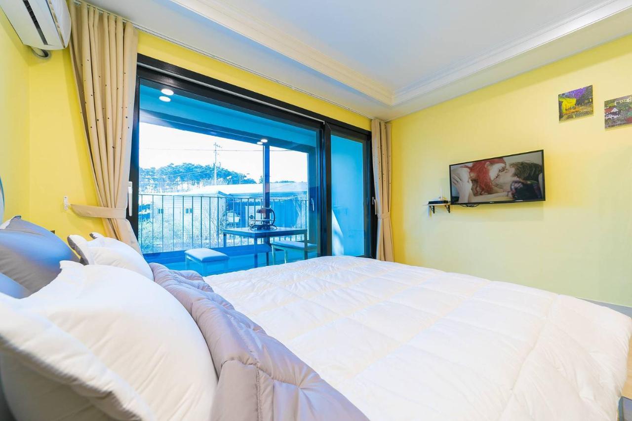 Gangneung Haesolnaeeum Pension Exterior foto