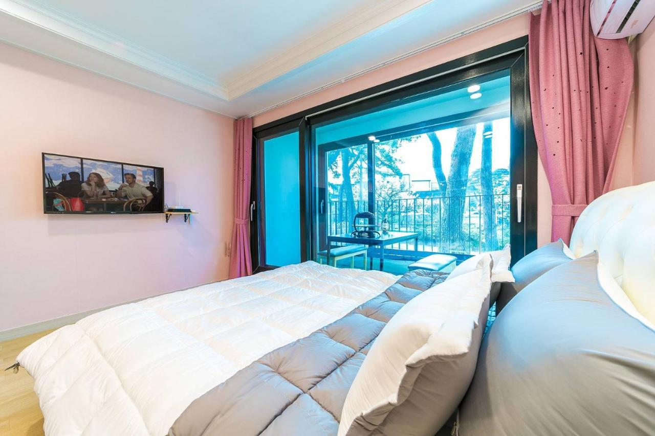 Gangneung Haesolnaeeum Pension Exterior foto